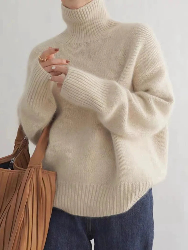 HAZEL - COZY HIGH-NECK WOOL SWEATER