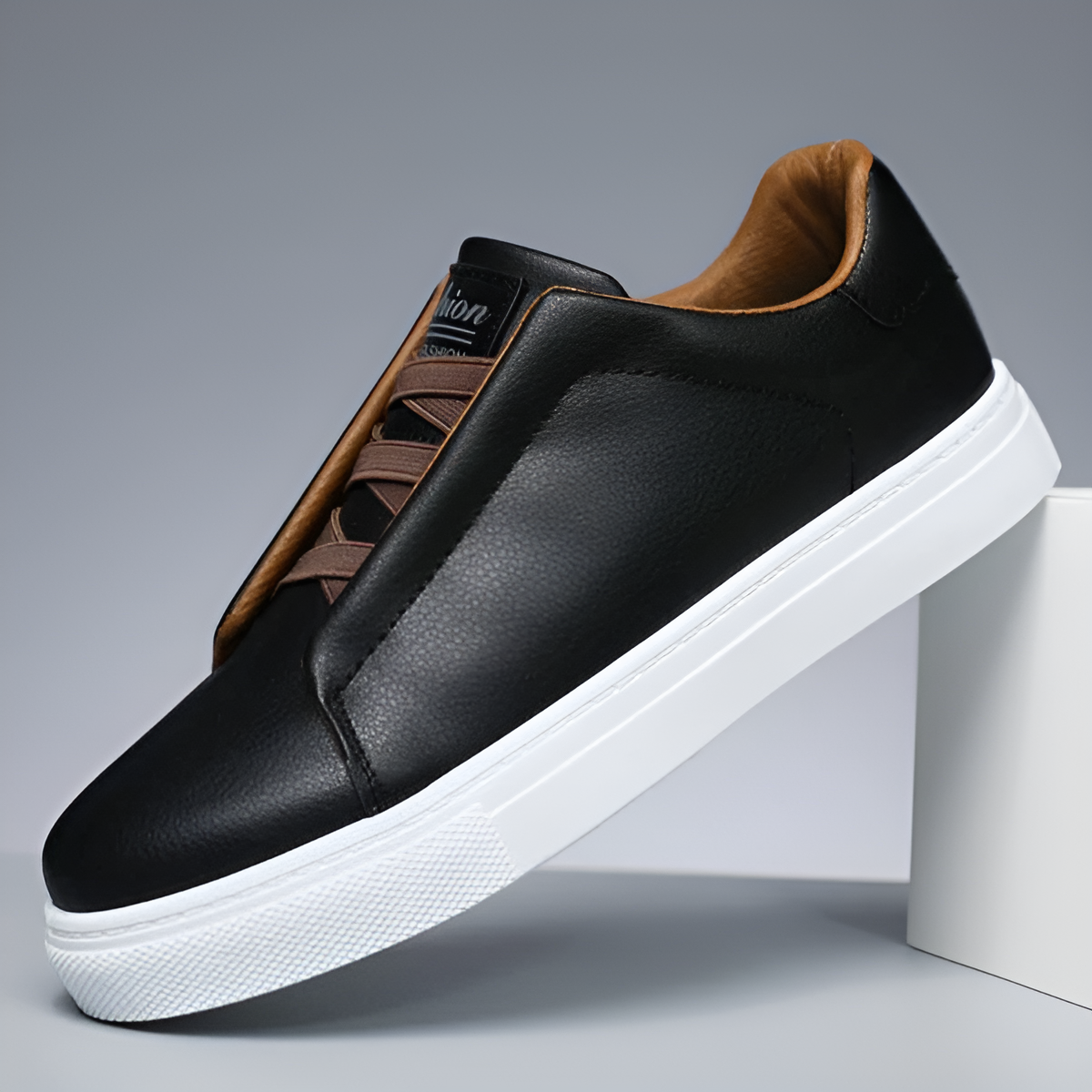 LEO | CLASSIC SNEAKERS